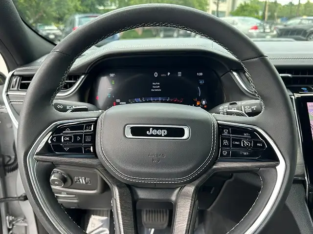 
								Jeep Grand Cherokee Overland 4xe full									