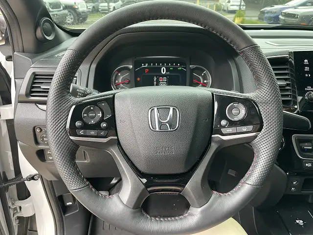 
								Honda Passport Black Edition full									